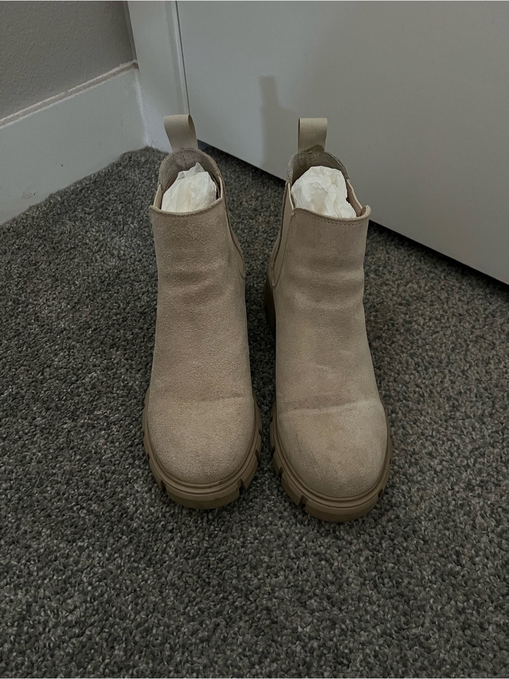 Steve Madden Beige Suede Chelsea Lug Ankle Boots